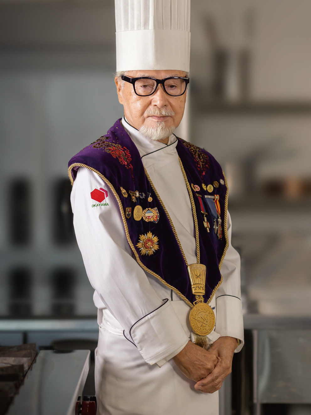 学校長／専門調理師・調理技能士（西洋料理）／職業訓練指導員／元都ホテル東京 総料理長・取締役、元沖縄都ホテル 総料理長 早野 充